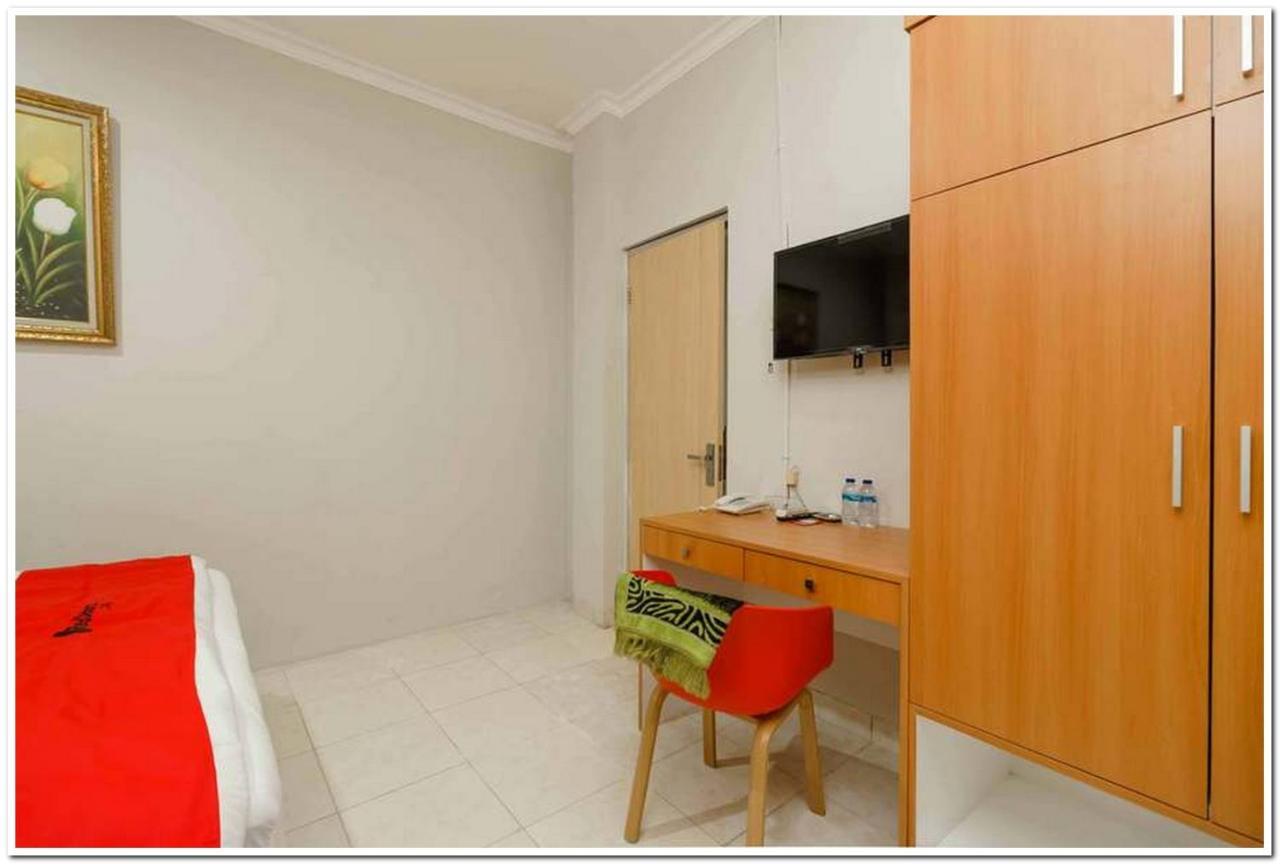 Reddoorz Near Jiexpo Kemayoran 2 Jakarta Extérieur photo